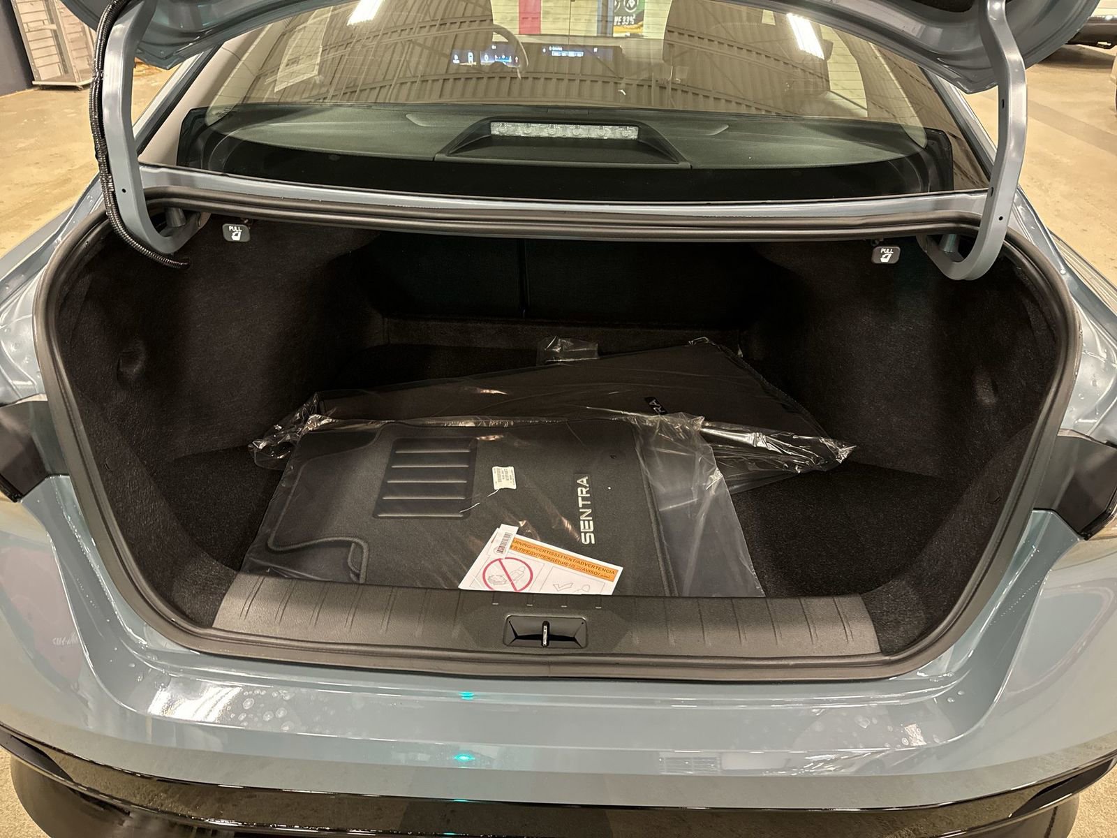 New 2026 Nissan Sentra SR w/ Floor Mat Package image 33