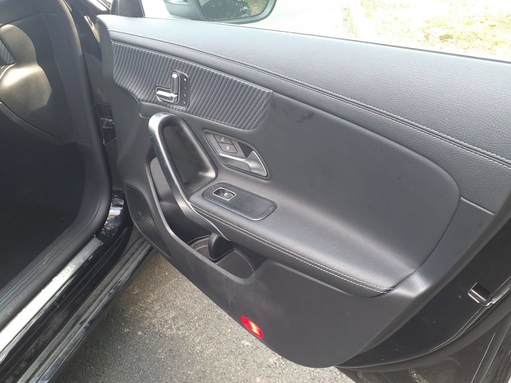 Certified 2025 Mercedes-Benz CLA 250 image 11