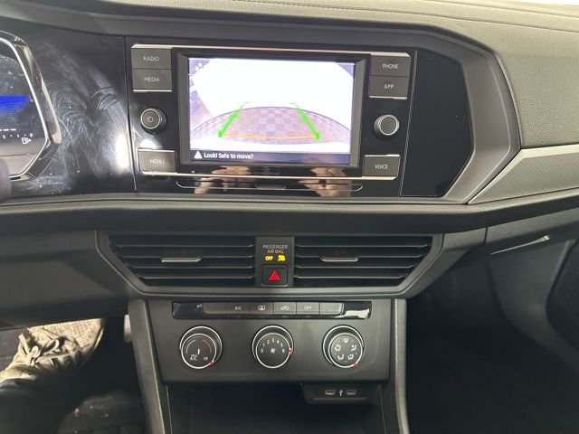 Used 2023 Volkswagen Jetta S image 22