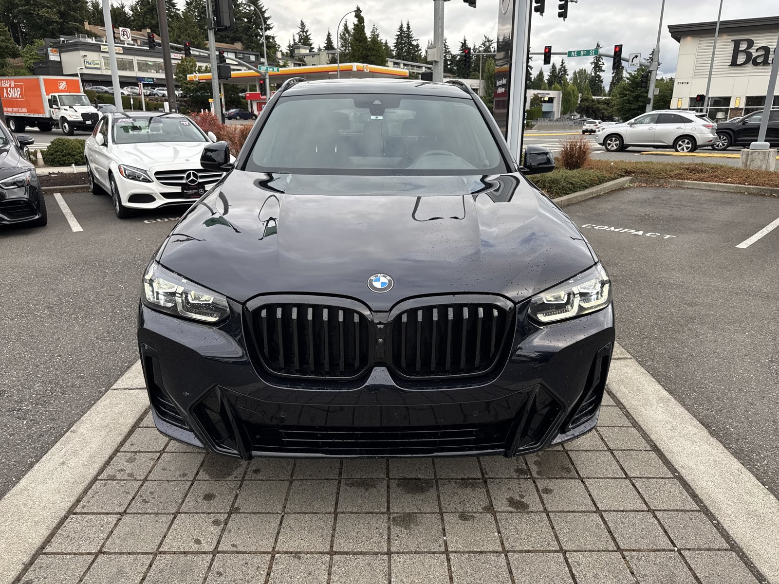 Used 2023 BMW X3 xDrive30i w/ M Sport Package AWD/4WD image 2