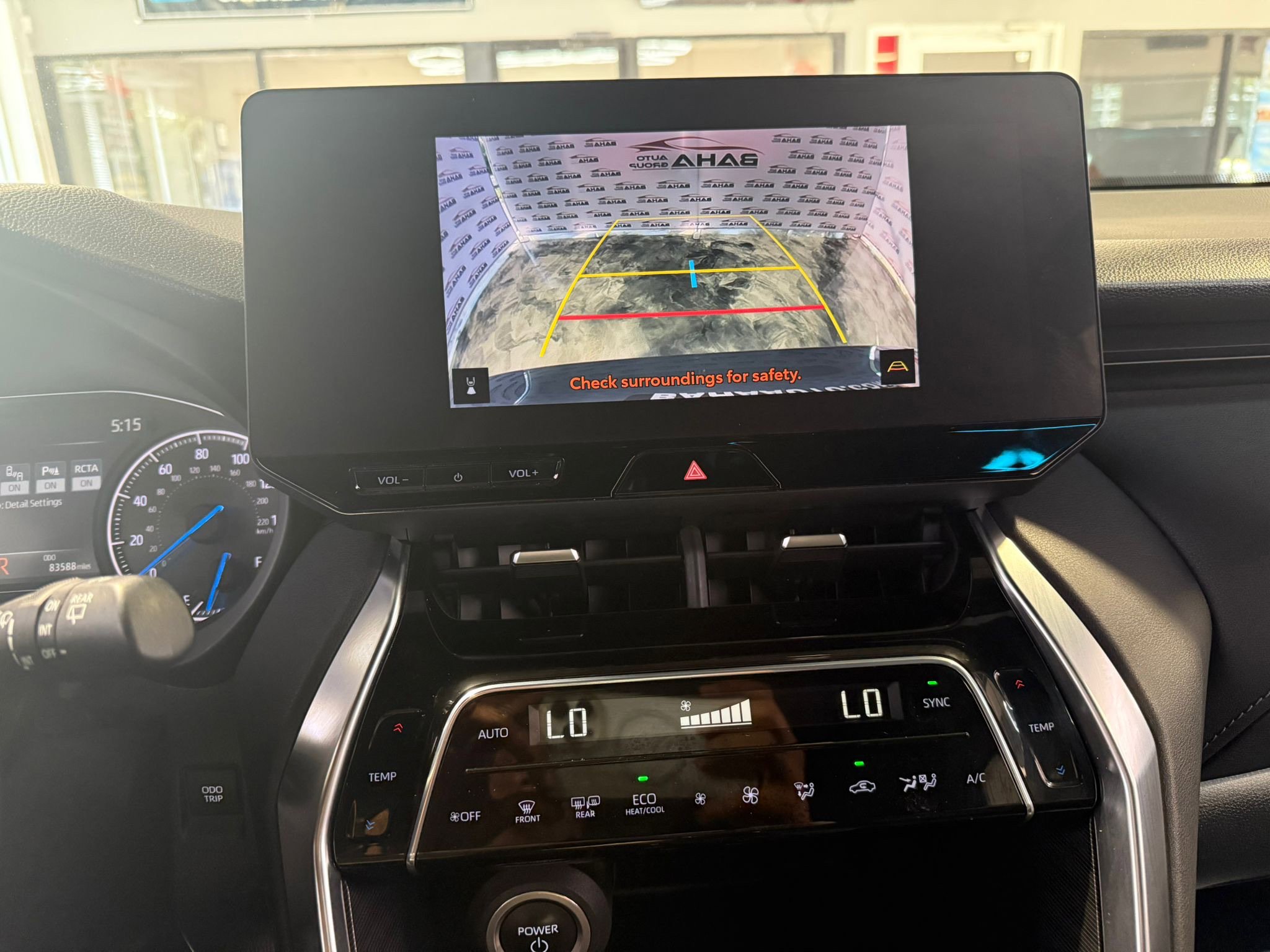 Used 2023 Toyota Venza XLE AWD/4WD image 24