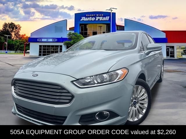 Used 2013 Ford Fusion SE image 2