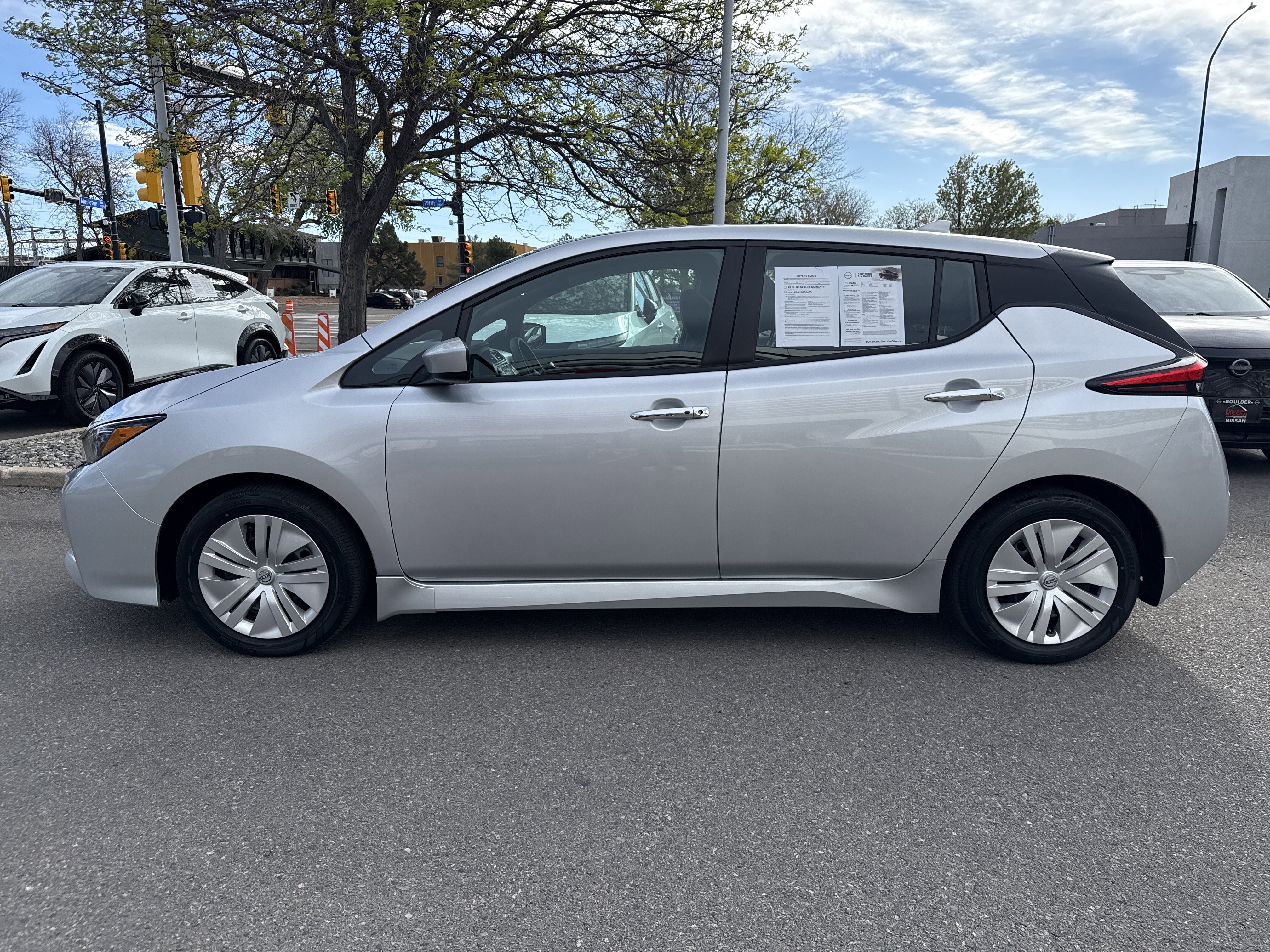 Certified 2024 Nissan Leaf S image 6