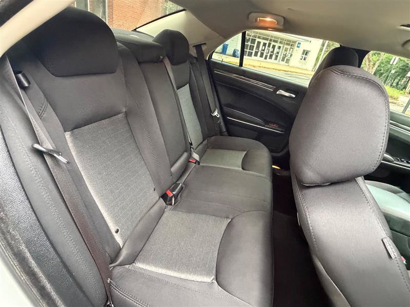 Used 2019 Chrysler 300 Touring w/ Sport Appearance Package RWD image 26