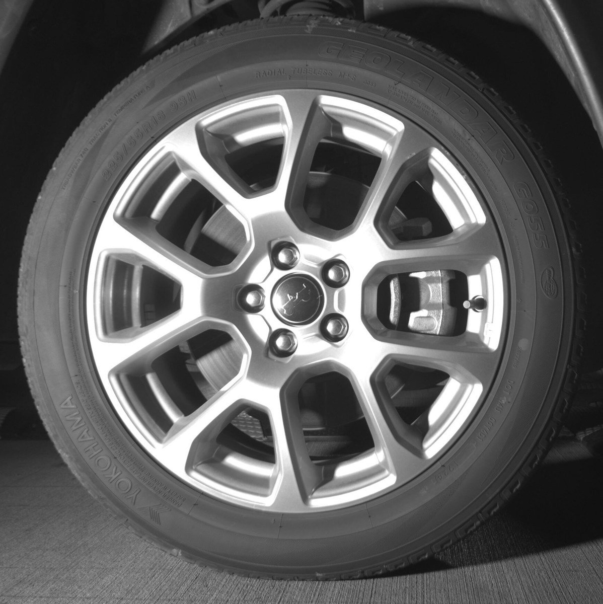 Used 2025 Jeep Compass Limited image 10