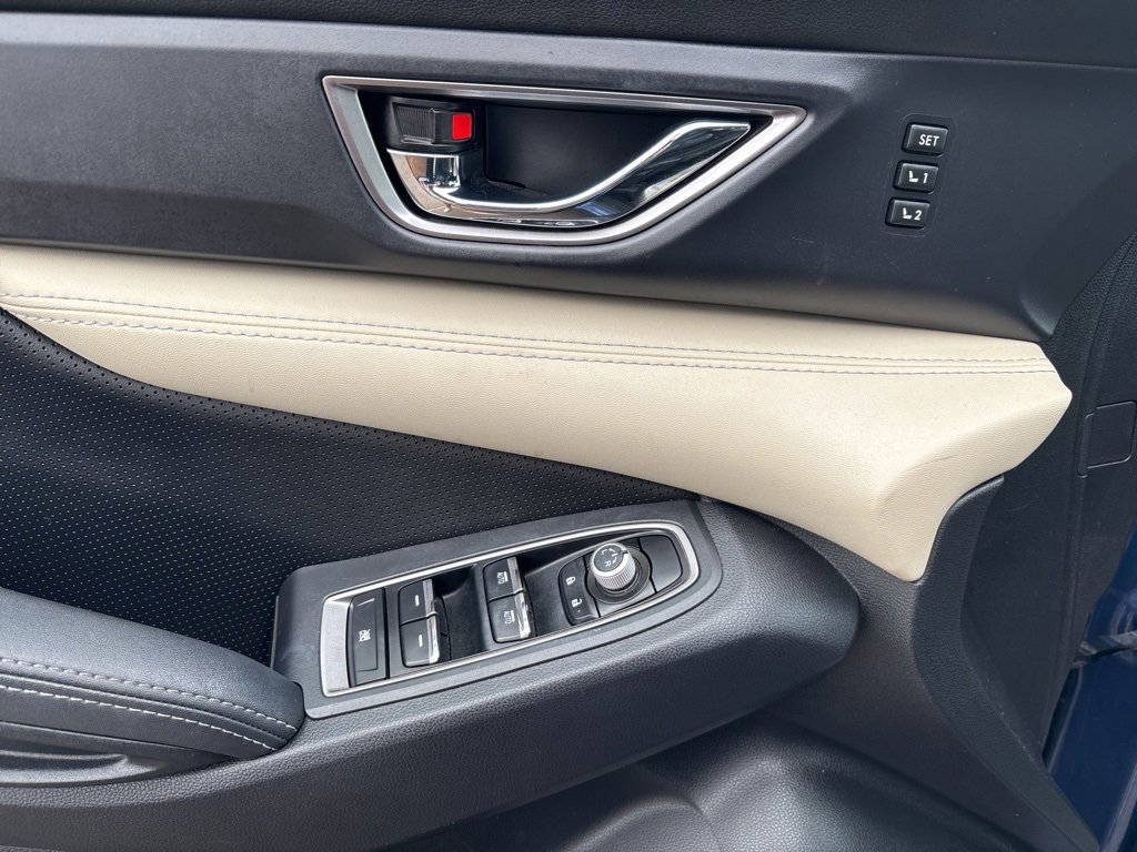 Used 2022 Subaru Ascent Limited w/ Technology Package image 18