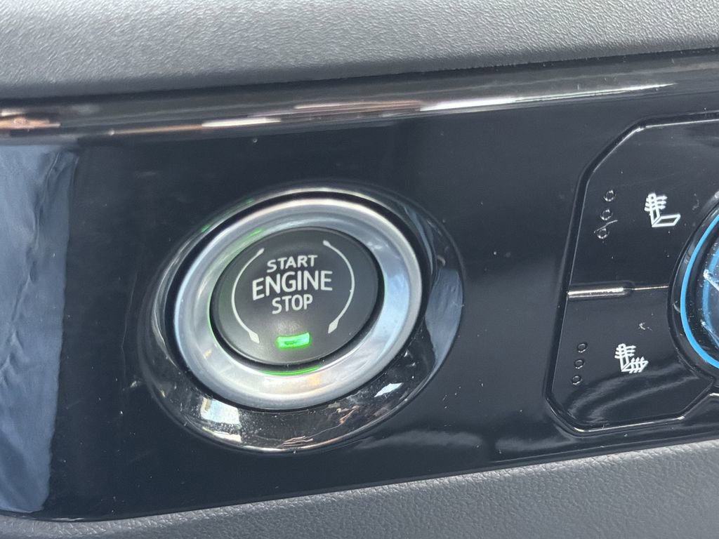 Used 2022 GMC Sierra 1500 Elevation AWD/4WD image 8