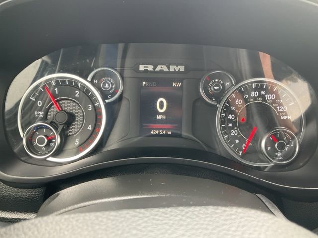 Used 2024 RAM 2500 Big Horn AWD/4WD image 4