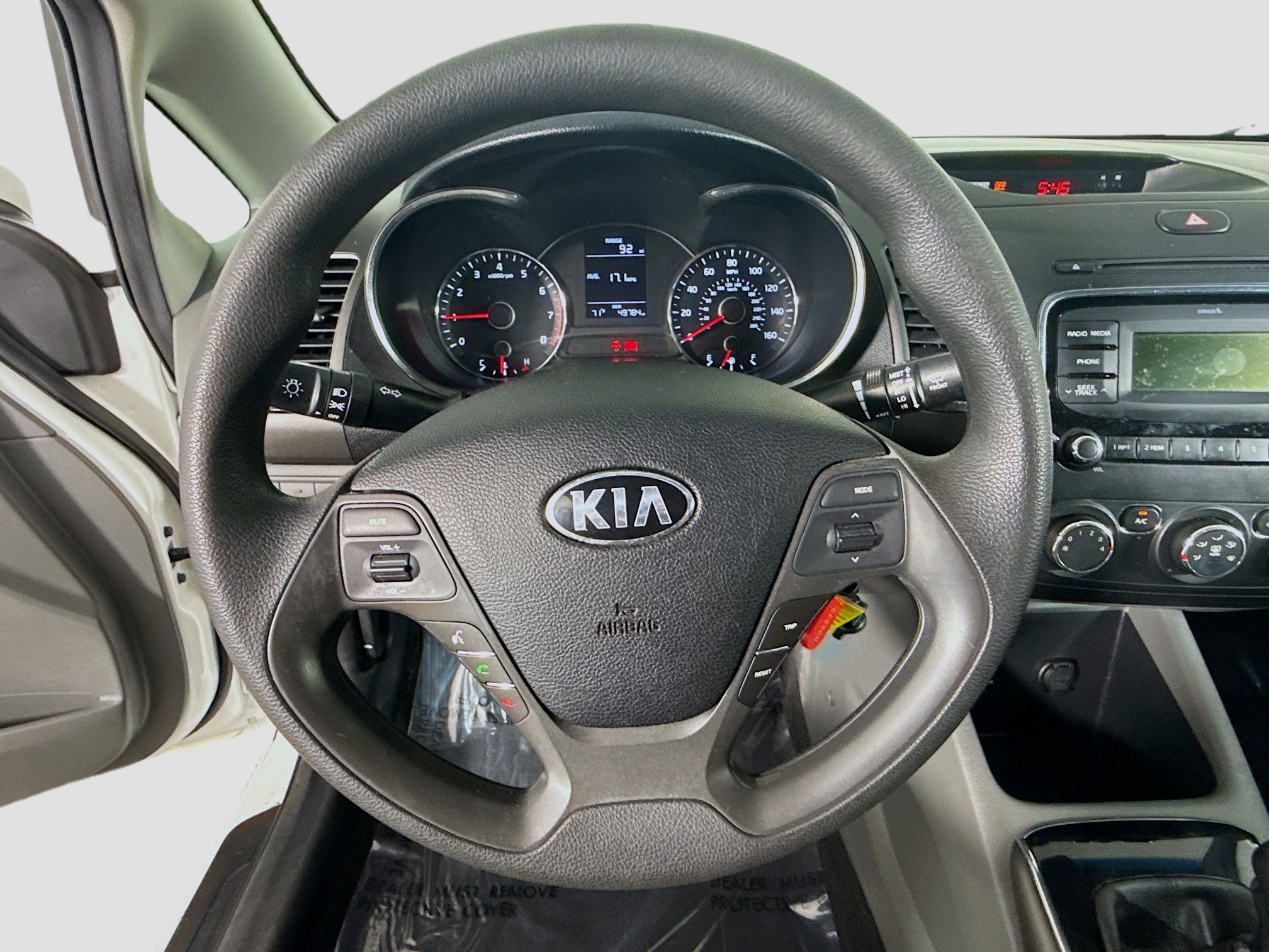 Used 2017 Kia Forte LX image 13