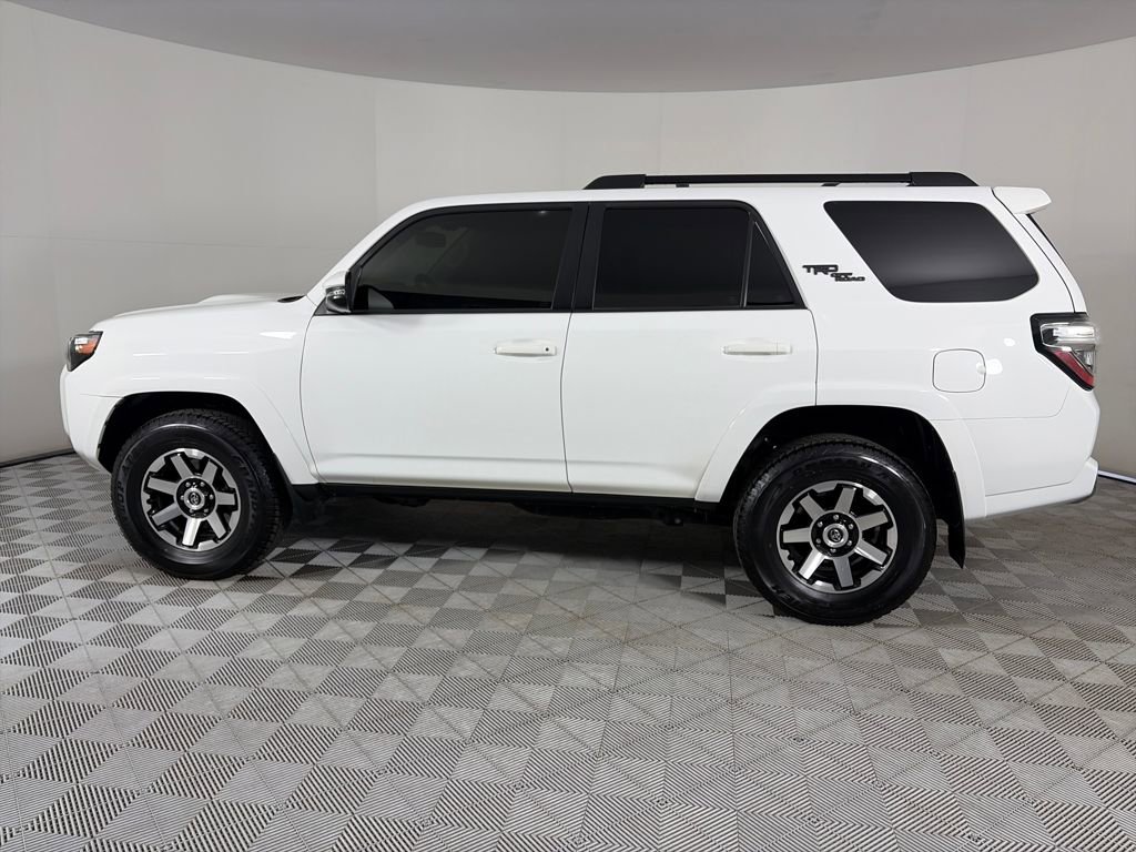 Used 2019 Toyota 4Runner TRD Off-Road Premium image 4