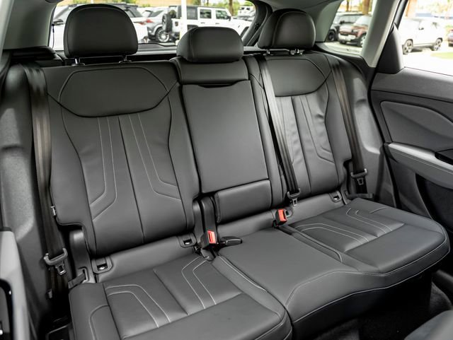 New 2026 Audi Q3 quattro 2.0T AWD/4WD image 32