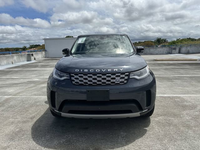 Used 2025 Land Rover Discovery S image 40