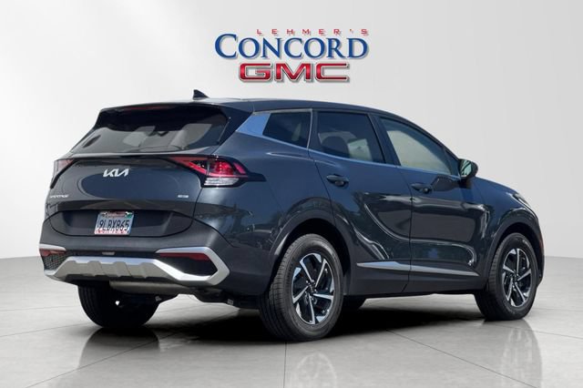 Used 2023 Kia Sportage LX AWD/4WD image 4