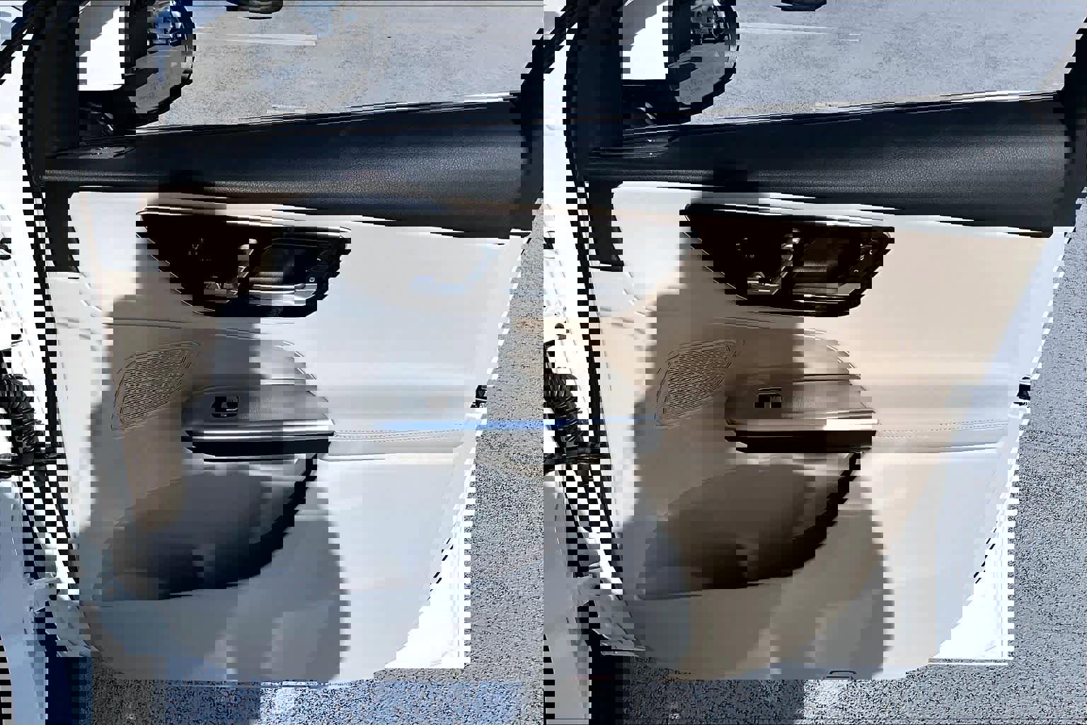 Certified 2025 Mercedes-Benz GLC 300 image 22