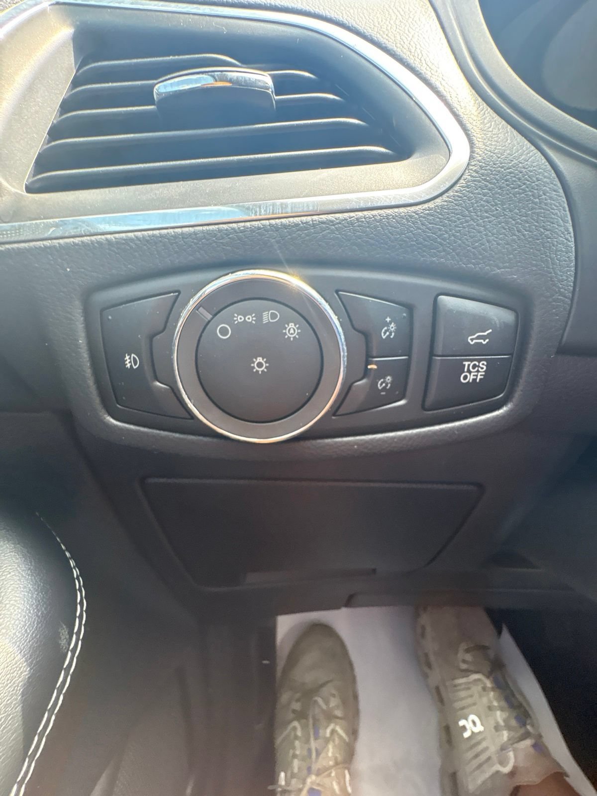 Used 2023 Ford Edge Titanium AWD/4WD image 22