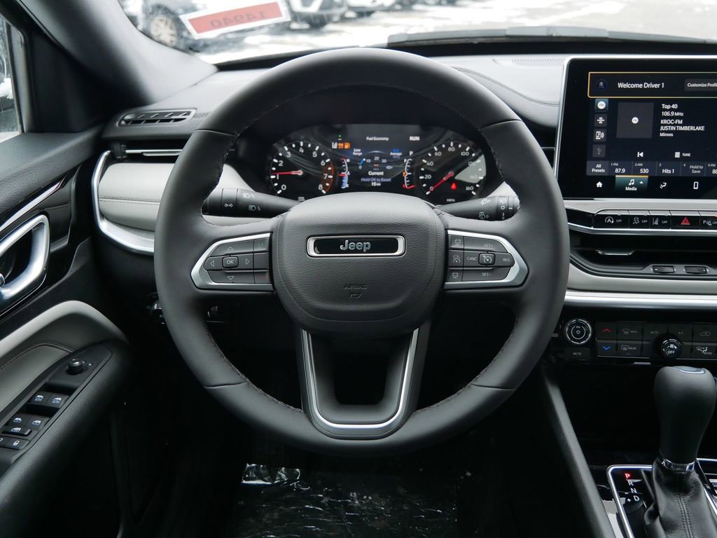 New 2026 Jeep Compass Limited AWD/4WD image 10