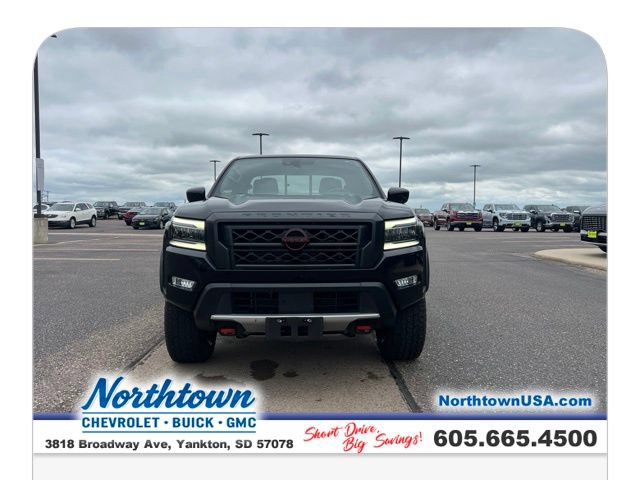 Used 2022 Nissan Frontier PRO-4X w/ Technology Package AWD/4WD image 3