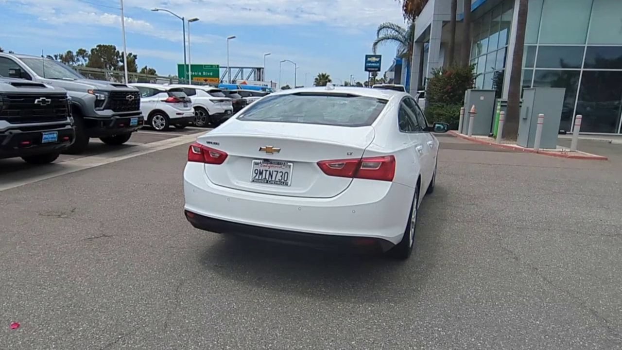 Used 2024 Chevrolet Malibu LT FWD image 7