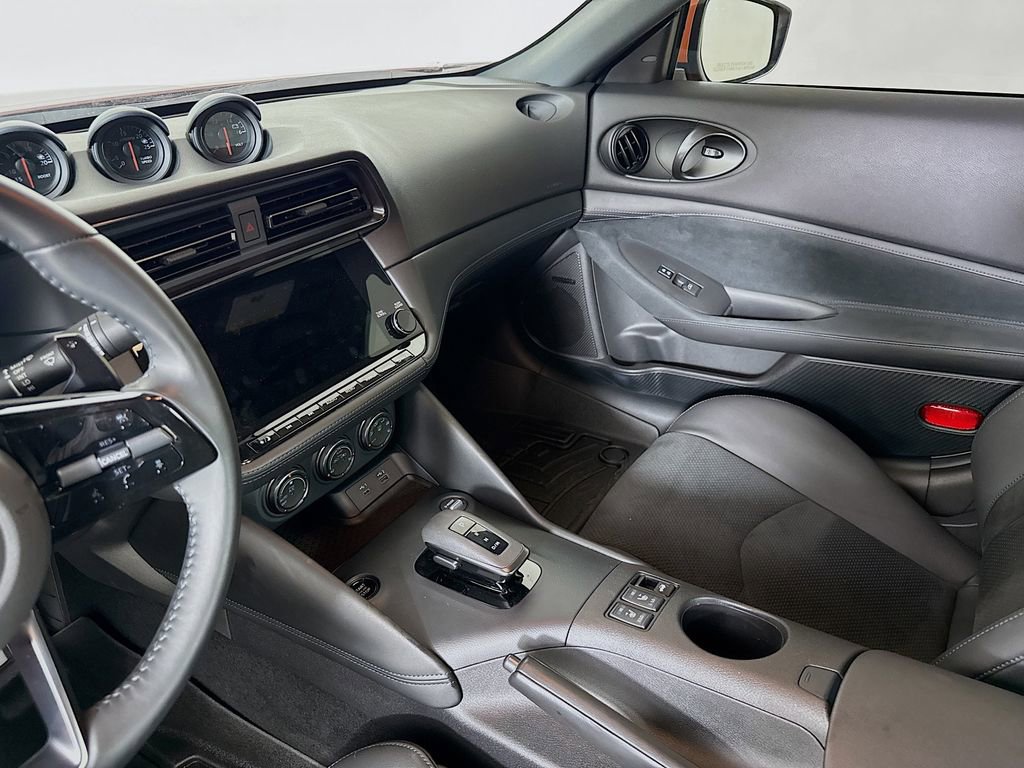 Used 2024 Nissan Z Performance w/ Heritage Edition image 25