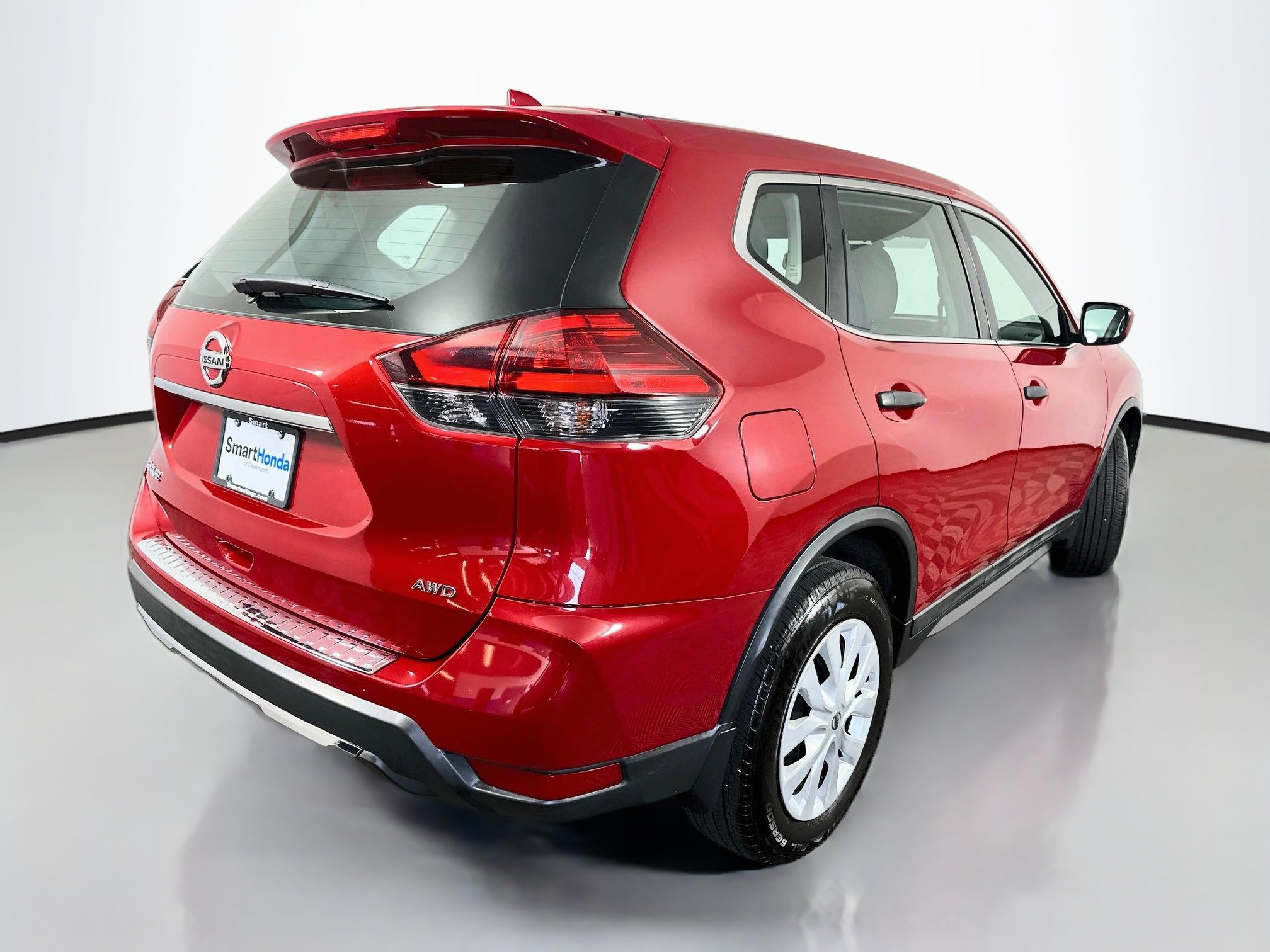 Used 2017 Nissan Rogue S AWD/4WD image 7