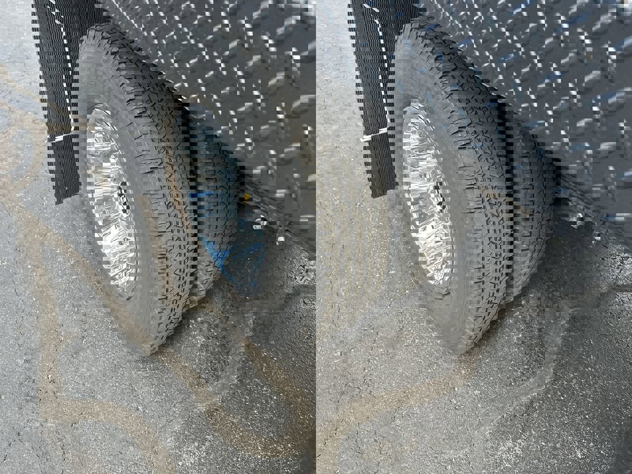 Used 2022 Chevrolet Silverado 3500 LT w/ Remote Start Package image 10