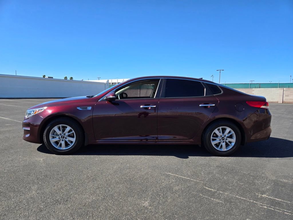 Used 2018 Kia Optima LX w/ Convenience Package image 3