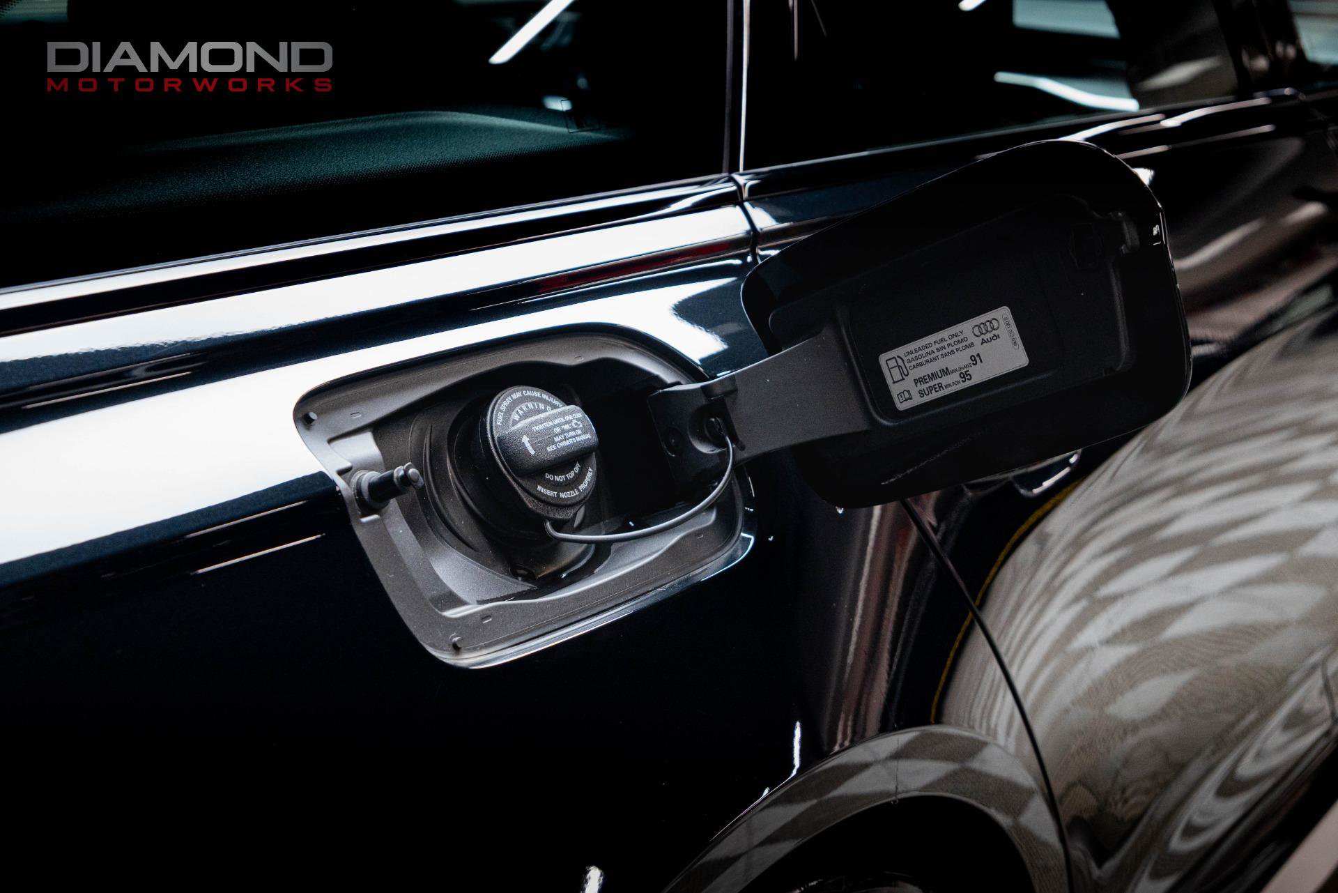 Used 2024 Audi RS 6 performance image 43