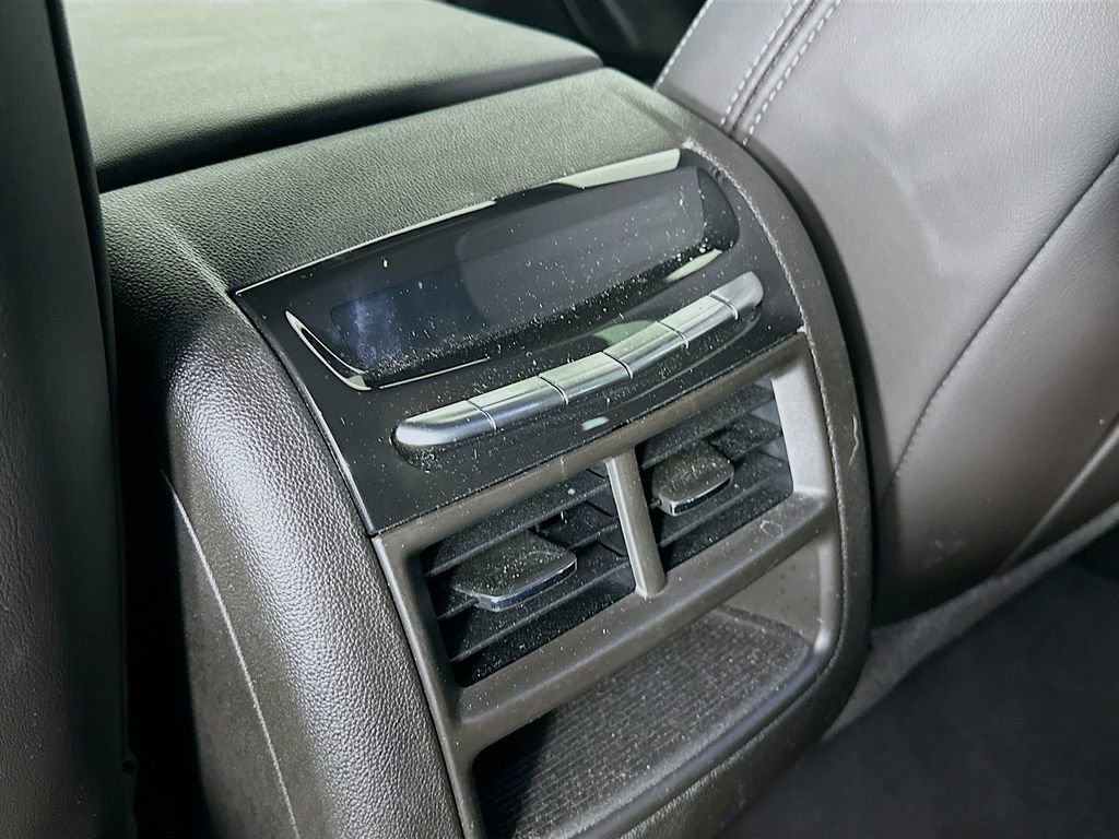 Used 2023 Cadillac XT5 Premium Luxury w/ Technology Package image 33