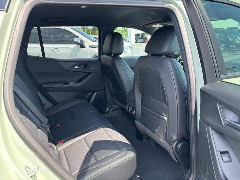 Used 2026 Chevrolet Equinox LT w/ Convenience Package II AWD/4WD image 13