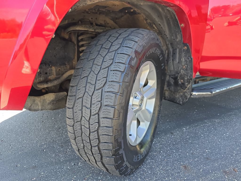 Certified 2019 Toyota 4Runner SR5 Premium AWD/4WD image 37