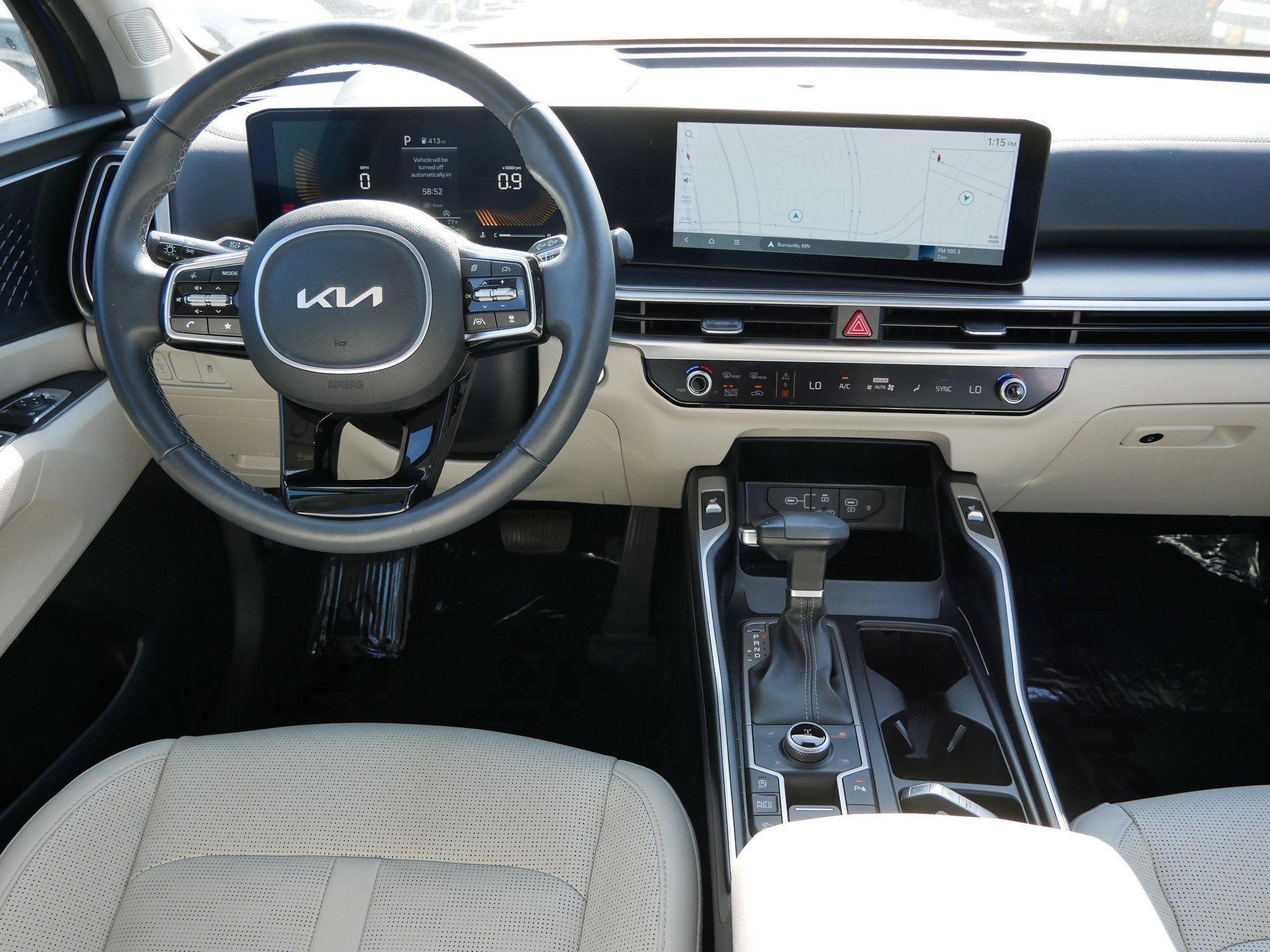 Used 2024 Kia Sorento S w/ Panoramic Sunroof Package AWD/4WD image 10