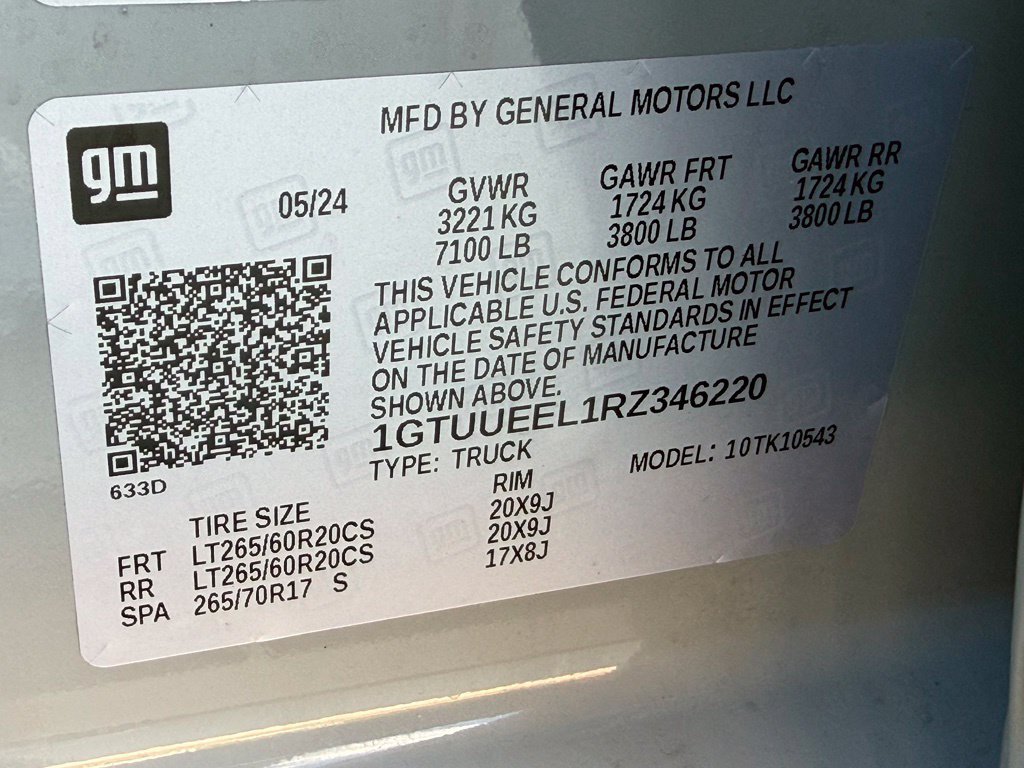 Used 2024 GMC Sierra 1500 AT4 w/ Technology Package AWD/4WD image 43