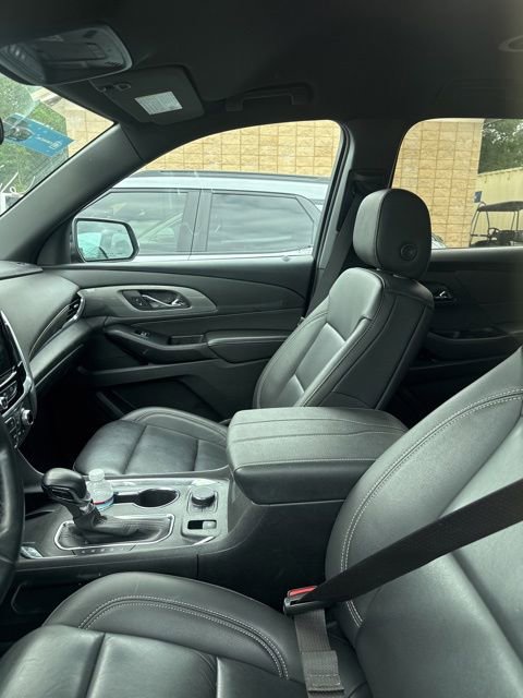 Used 2023 Chevrolet Traverse LT FWD image 15