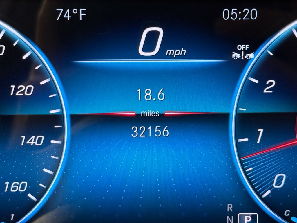 Certified 2023 Mercedes-Benz GLB 250 4MATIC w/ Premium Package image 19
