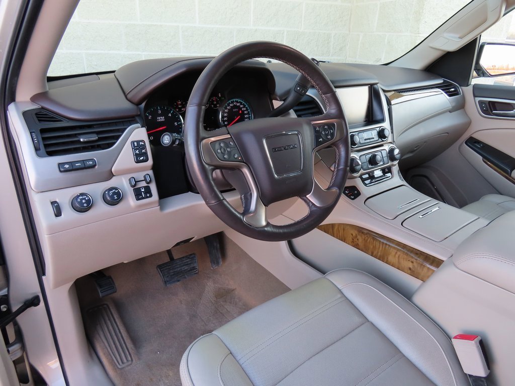 Certified 2017 GMC Yukon Denali image 32