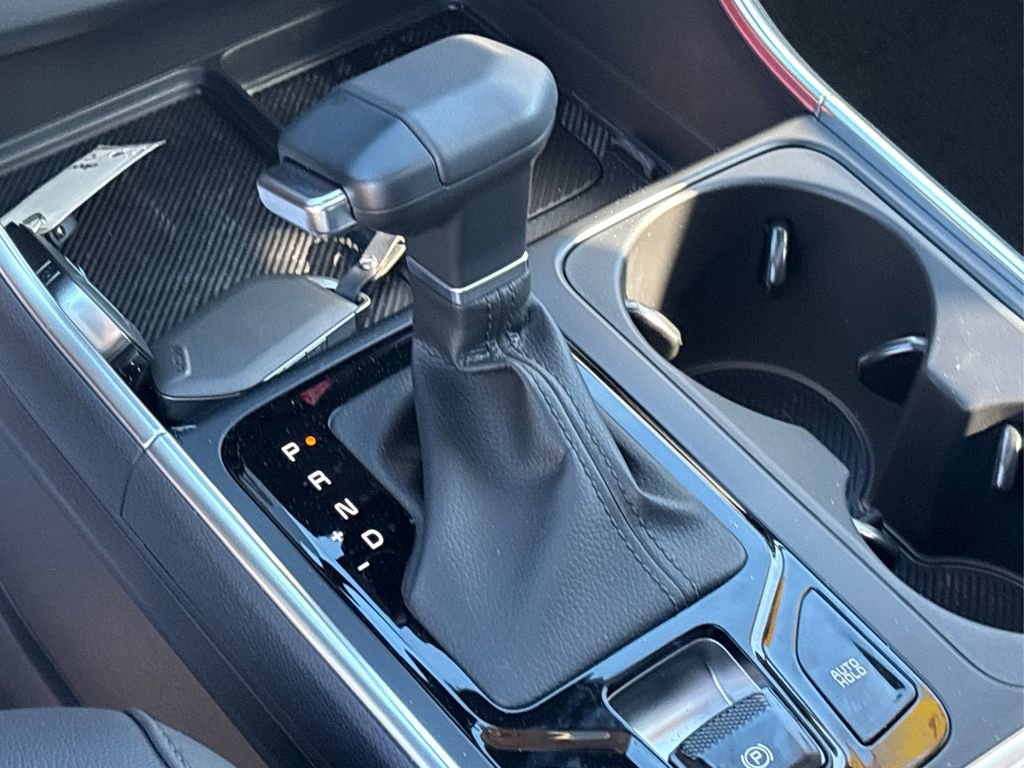 New 2025 Kia Carnival SX Prestige FWD image 24