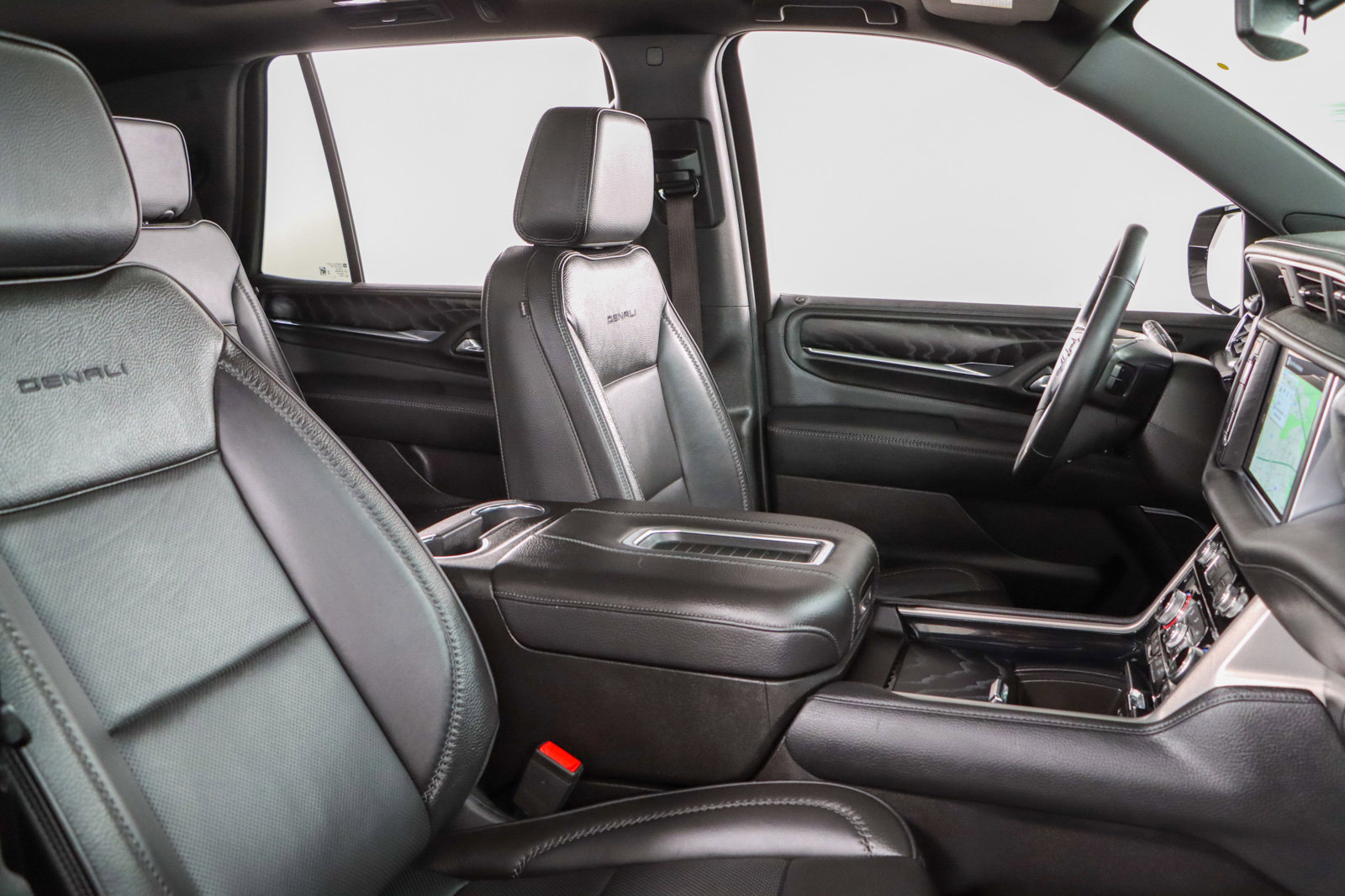 Used 2023 GMC Yukon Denali AWD/4WD image 31