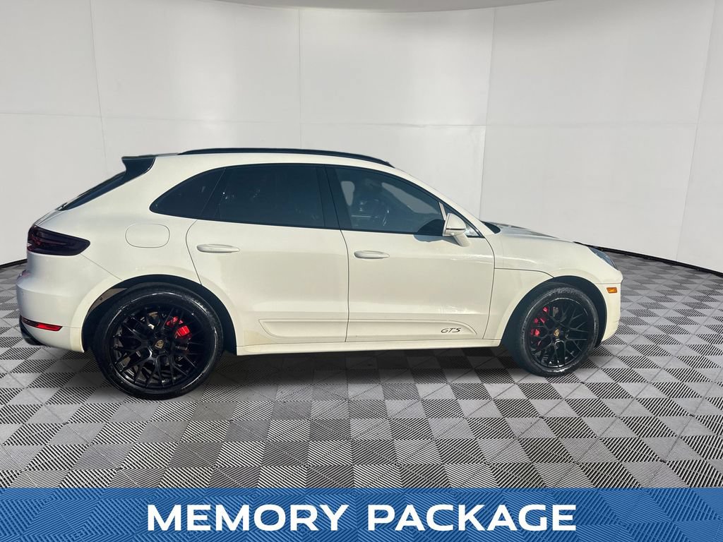 Used 2017 Porsche Macan GTS AWD/4WD image 6