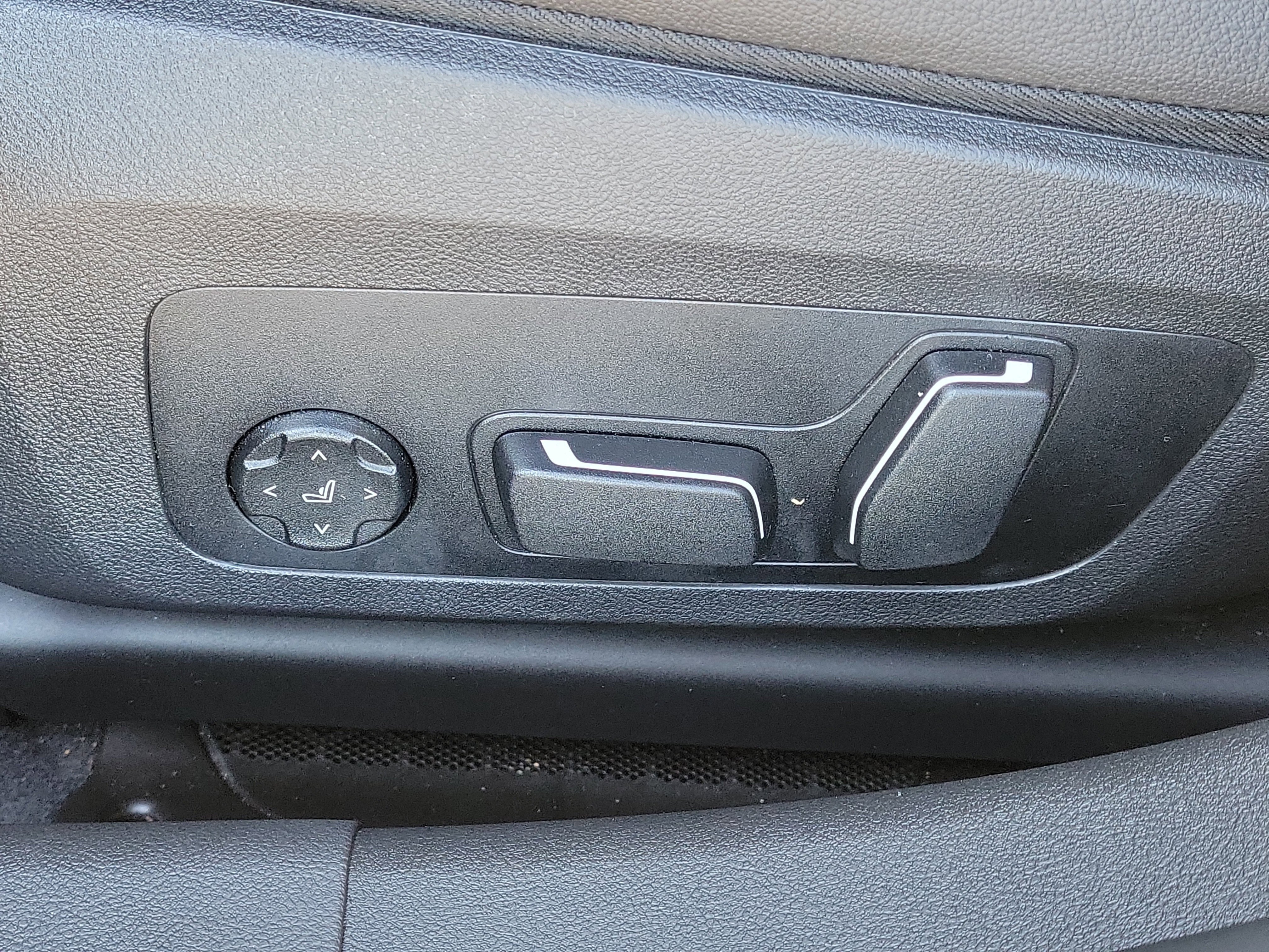 Used 2025 BMW M340i Sedan image 21