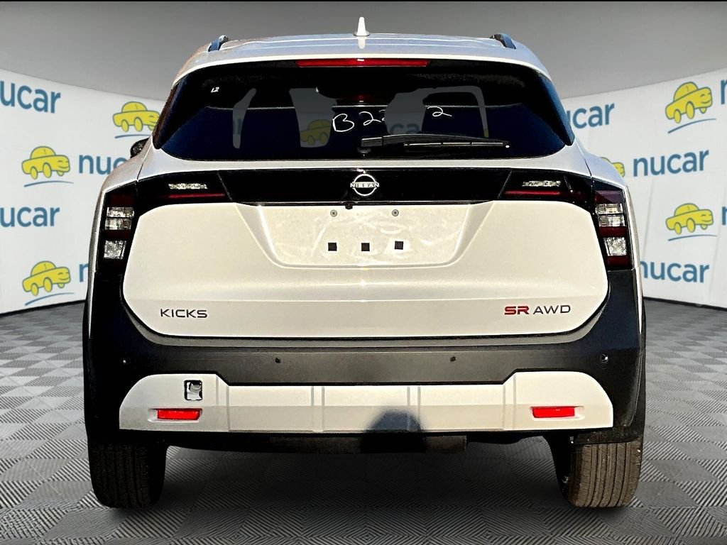 New 2025 Nissan Kicks SR AWD/4WD image 5