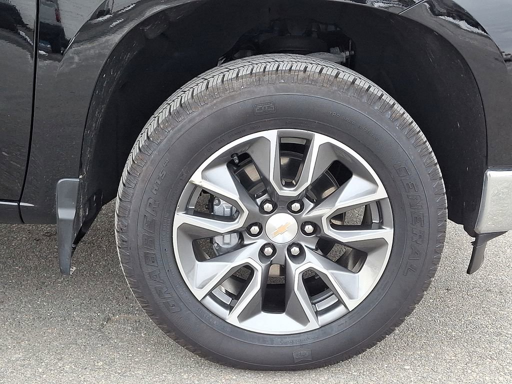 Used 2025 Chevrolet Silverado 1500 LT image 8