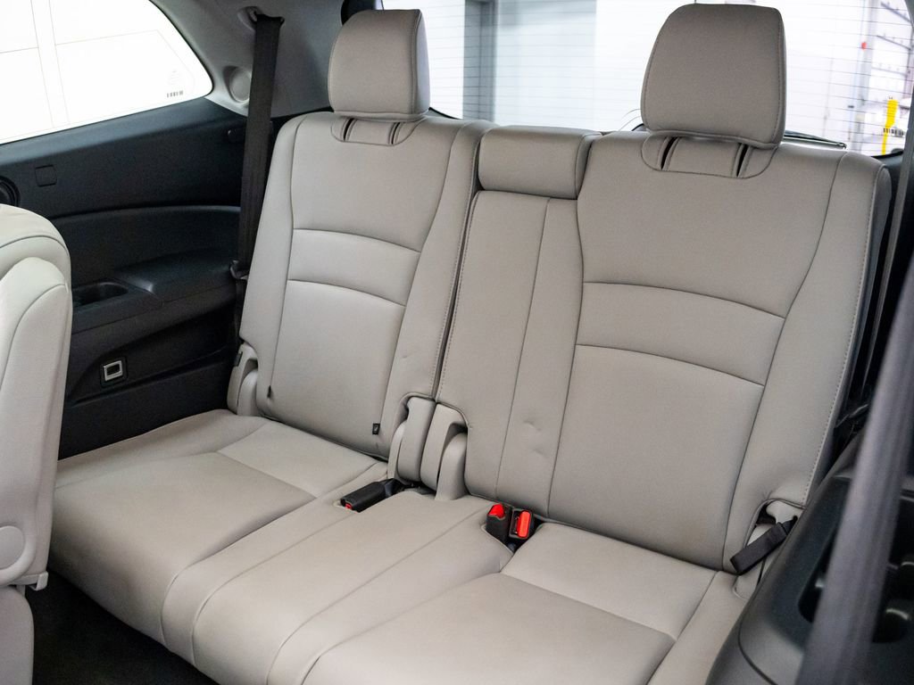 Certified 2018 Honda Pilot Elite image 18