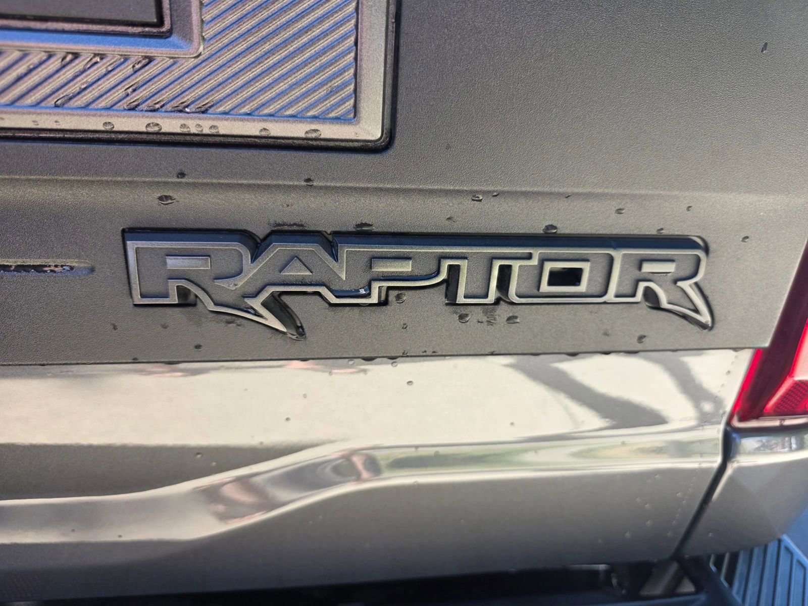 Used 2025 Ford F150 Raptor AWD/4WD image 2