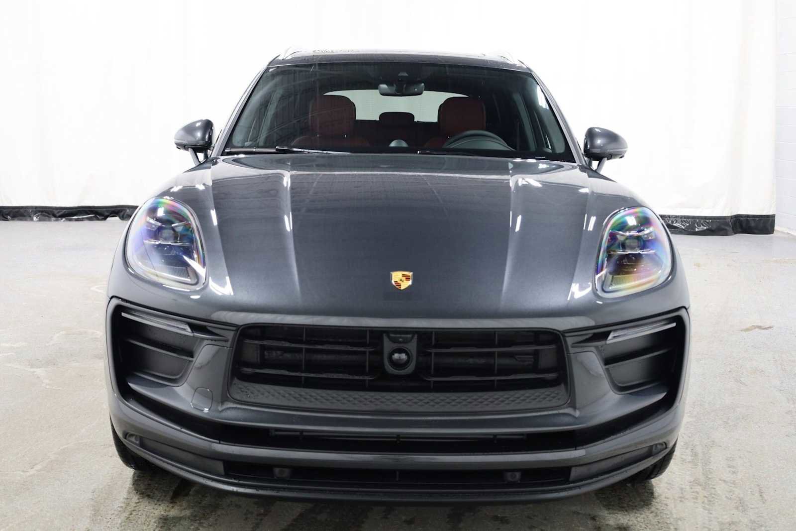 New 2026 Porsche Macan image 14