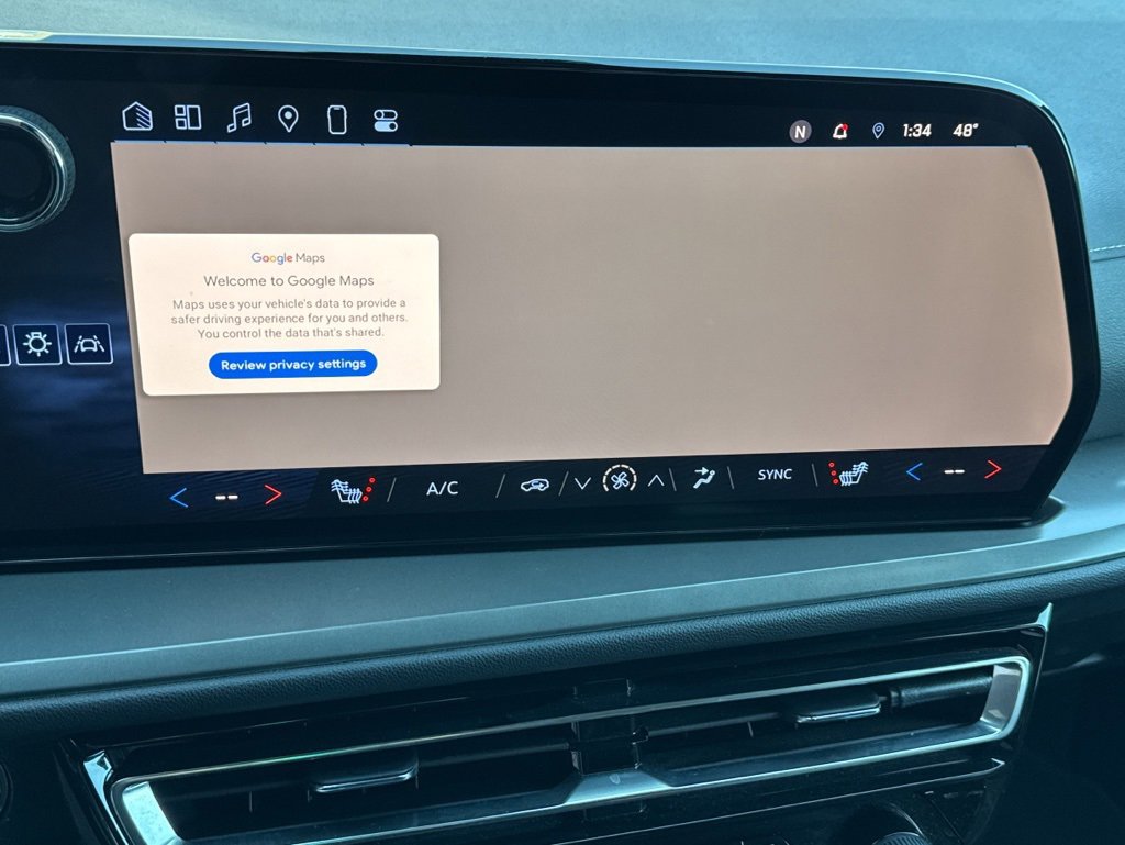 Used 2024 Chevrolet Traverse LT image 8