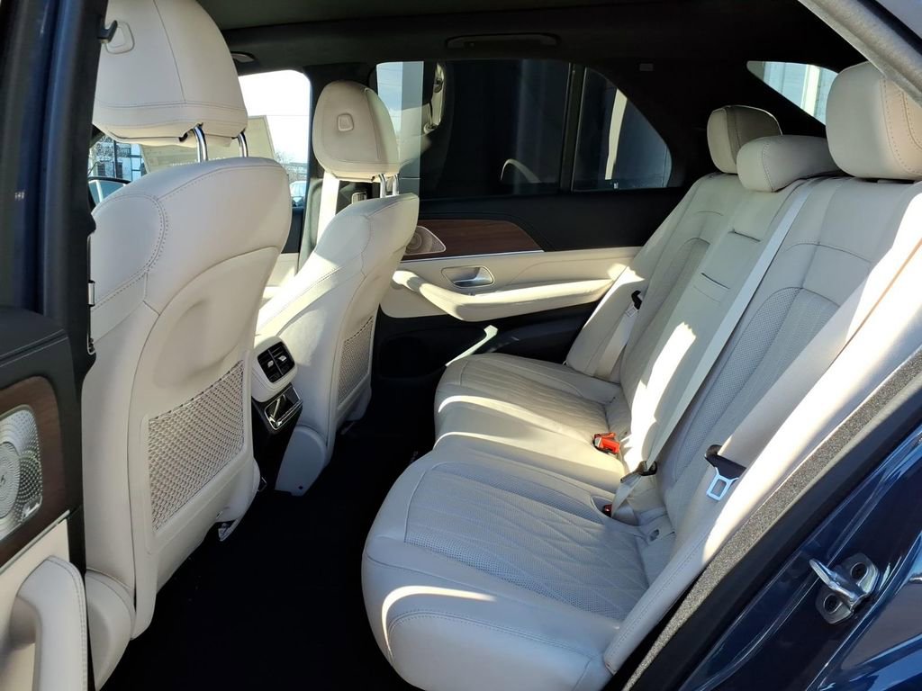 New 2026 Mercedes-Benz GLE 63 AMG S image 19