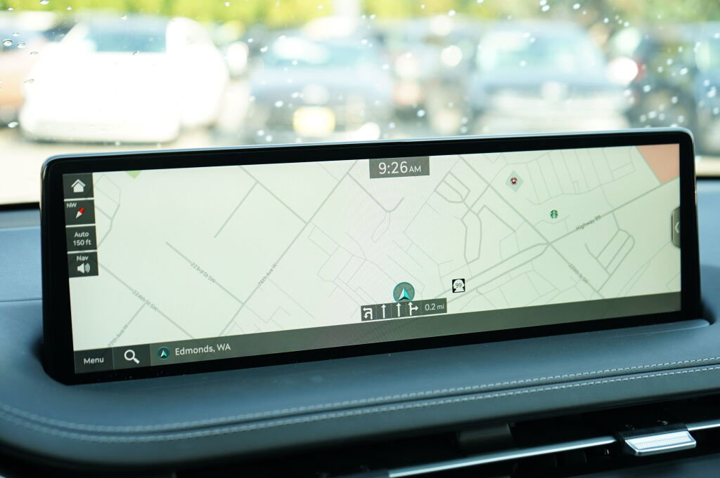 Used 2025 Genesis GV70 3.5T Sport w/ Sport Prestige Package image 27