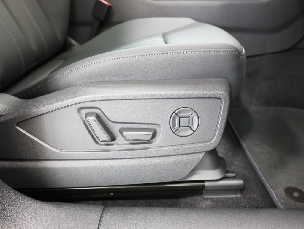 New 2026 Audi Q5 Premium Plus AWD/4WD image 22