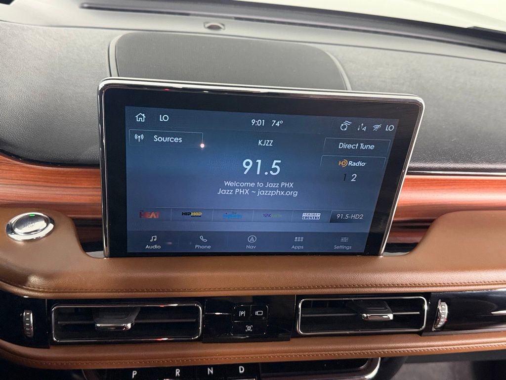 Used 2023 Lincoln Aviator Reserve w/ Equipment Group 201A image 16