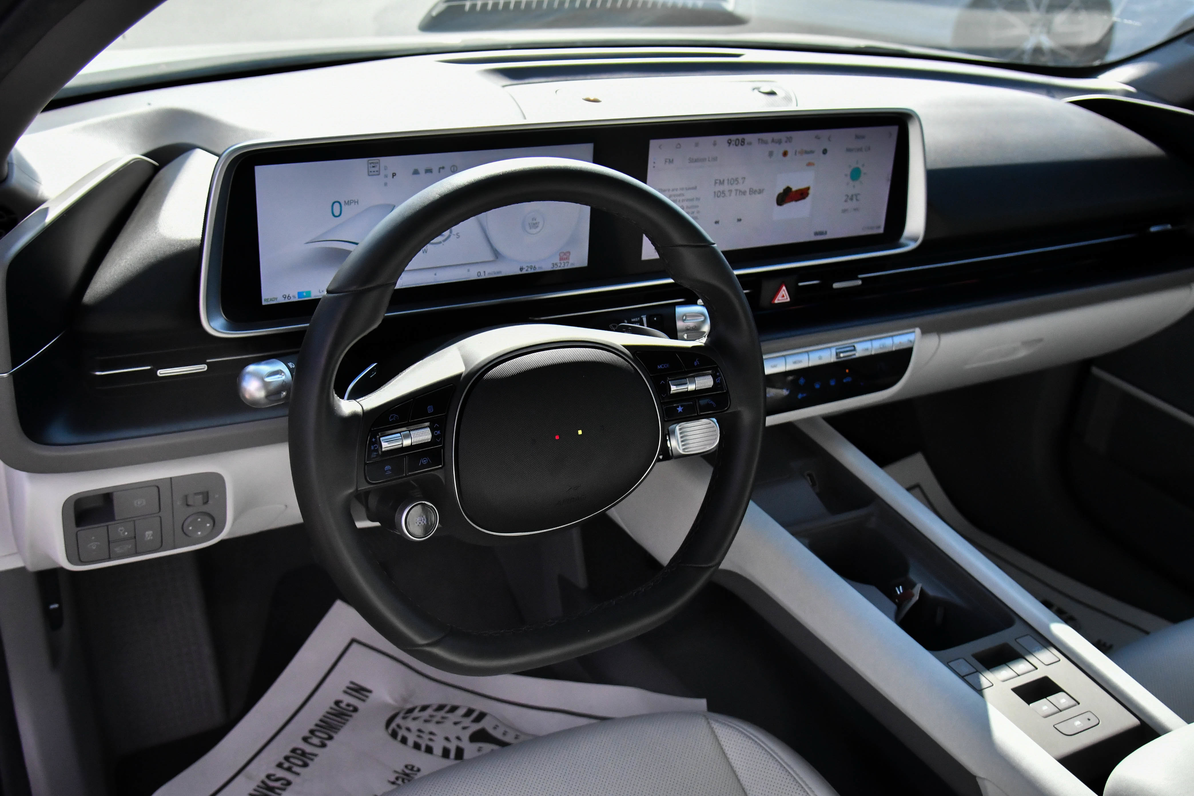 Used 2023 Hyundai Ioniq 6 SEL RWD image 16